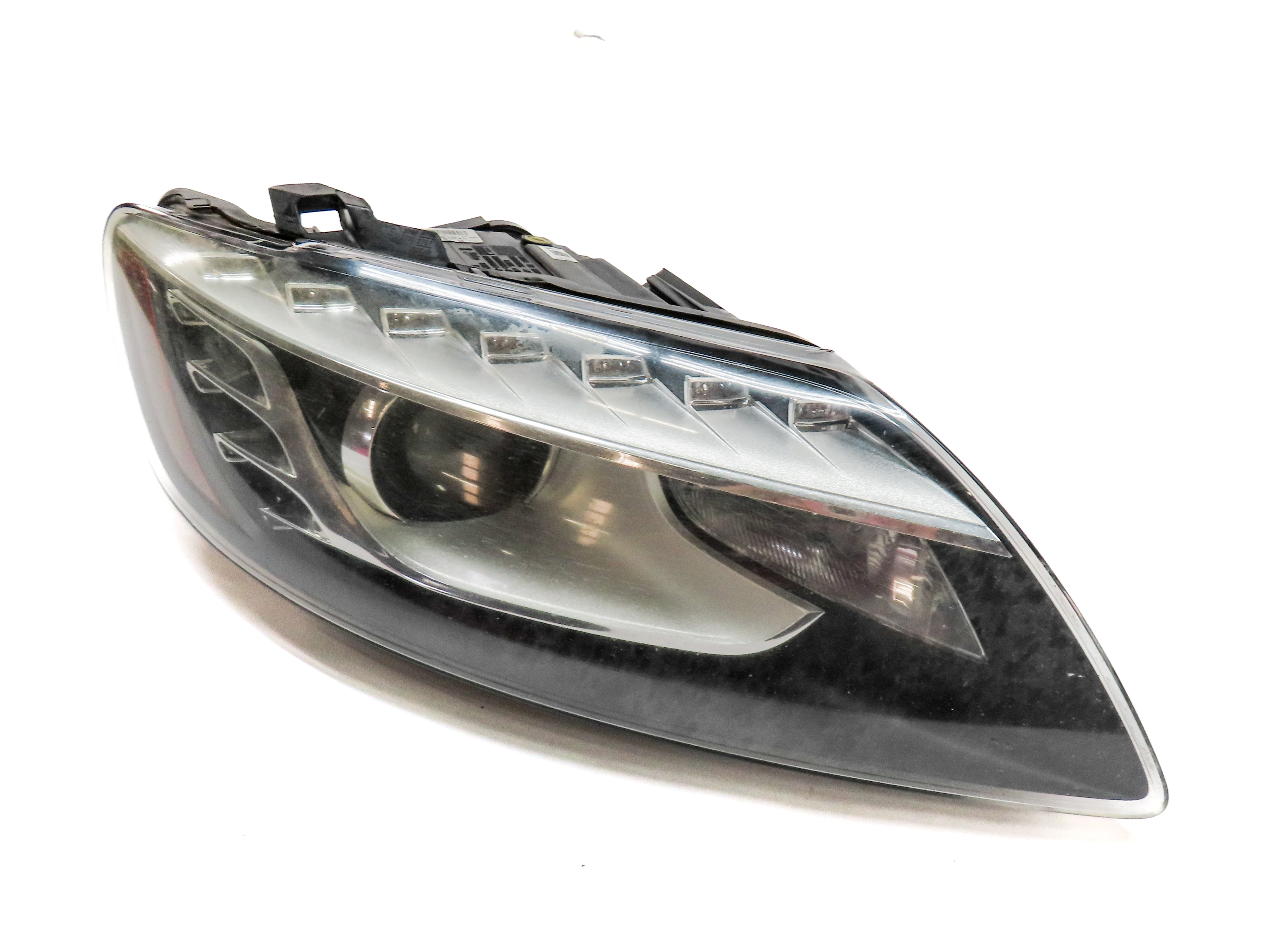 2010-2015 AUDI Q7 (4L) RIGHT PASSENGER XENON HID HEADLIGHT LIGHT LAMP (NON AFS) — exact item pictured